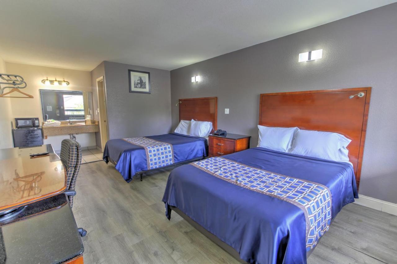 Budget Lodge Churchland Чесапик Экстерьер фото