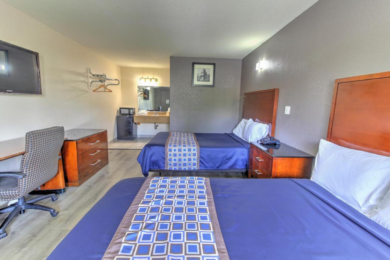 Budget Lodge Churchland Чесапик Экстерьер фото
